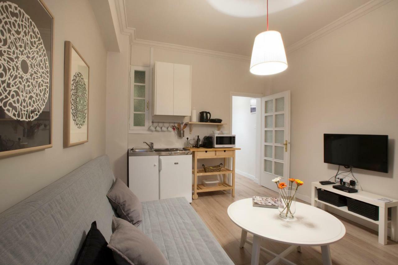 Apollo Apartment @ Plaka Atene Esterno foto