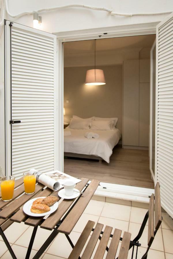 Apollo Apartment @ Plaka Atene Esterno foto